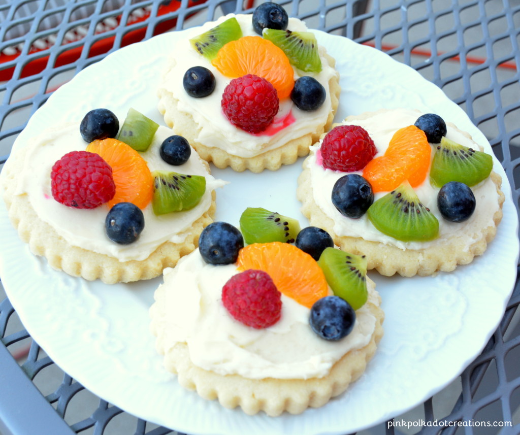 fruit pizzas