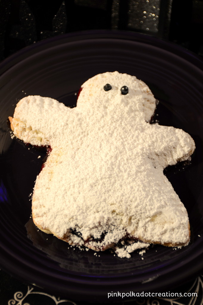 boo-berry Ghost Pies
